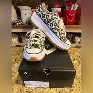 Converse run star hike (make offer)